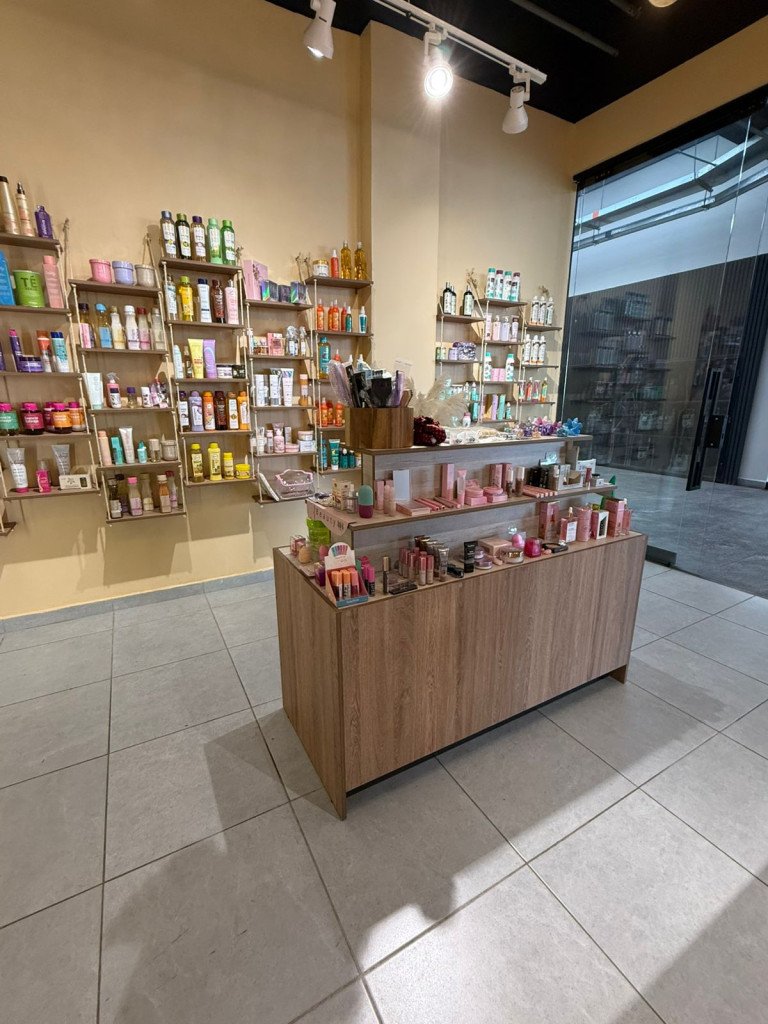 Local En Arriendo/Venta En Mall Batara Plaza · Pereira