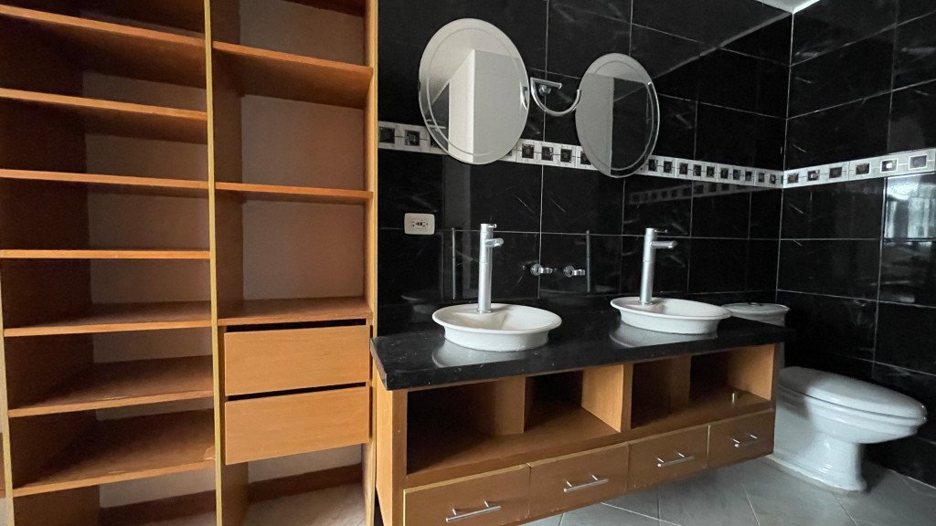 Apartamento En Venta En Pinares · Pereira