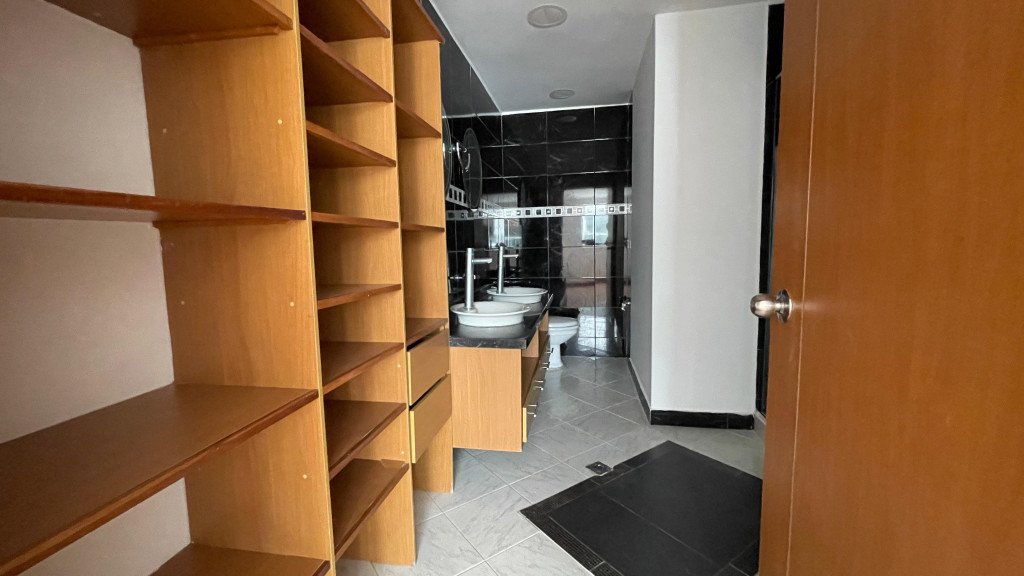 Apartamento En Venta En Pinares · Pereira