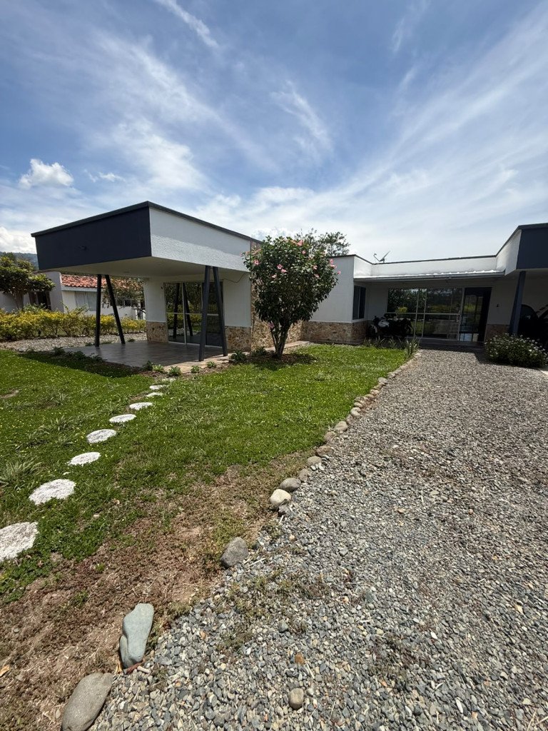 Casa En Venta En Condominio Guayacanes · Viterbo