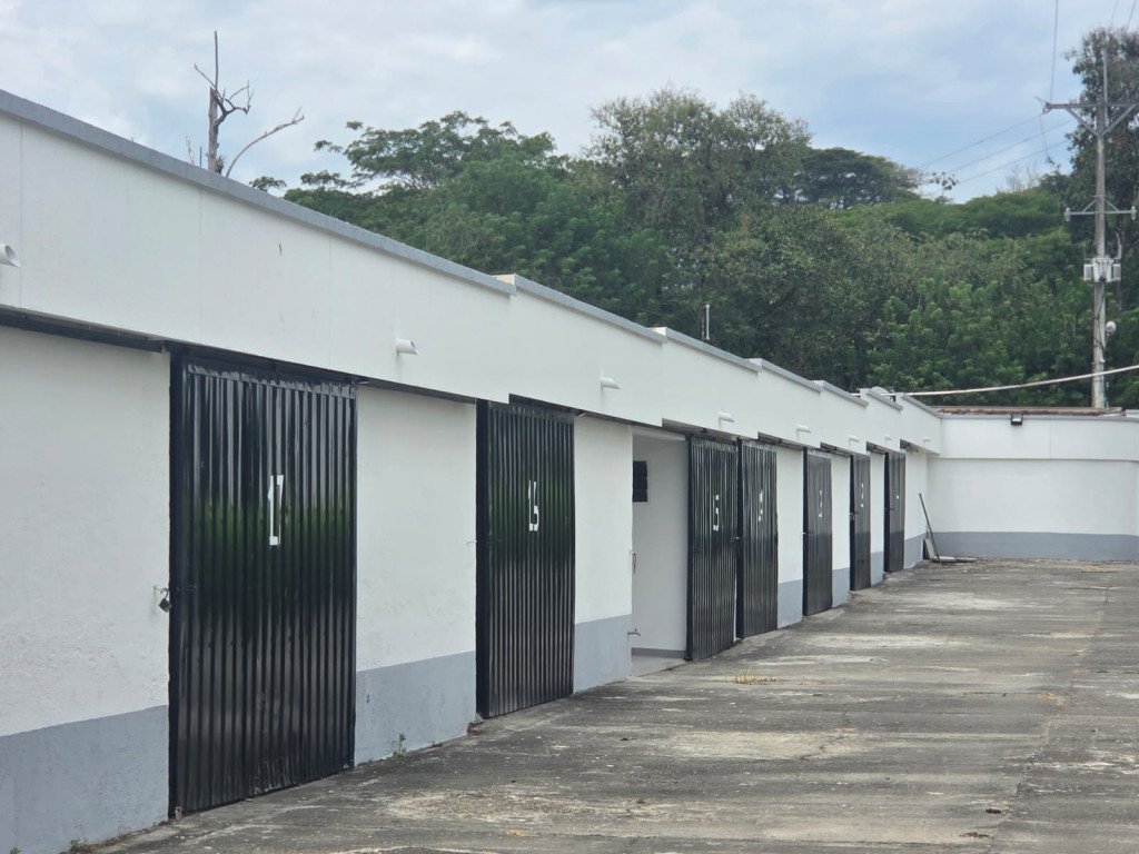 Hotel En Venta En Motel Cabañas · La Virginia