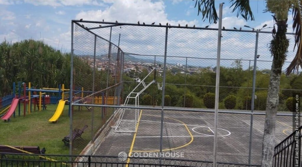 CASA EN CONJUNTO CAÑAVERAL 1